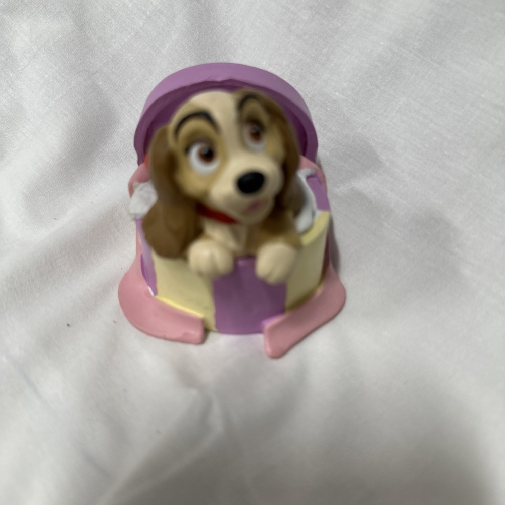 Vintage Disney‎ Store Exclusive Baby Lady As A Gift Classic PVC